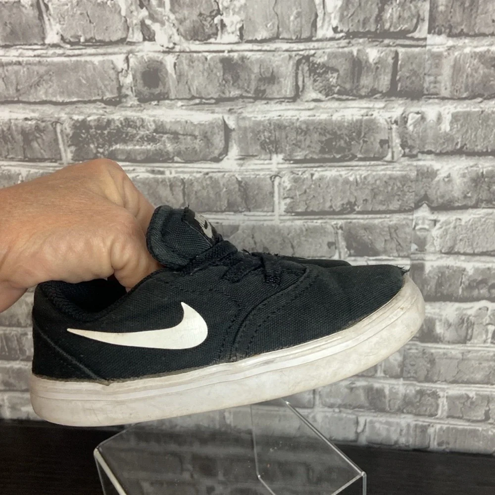 Nike‎